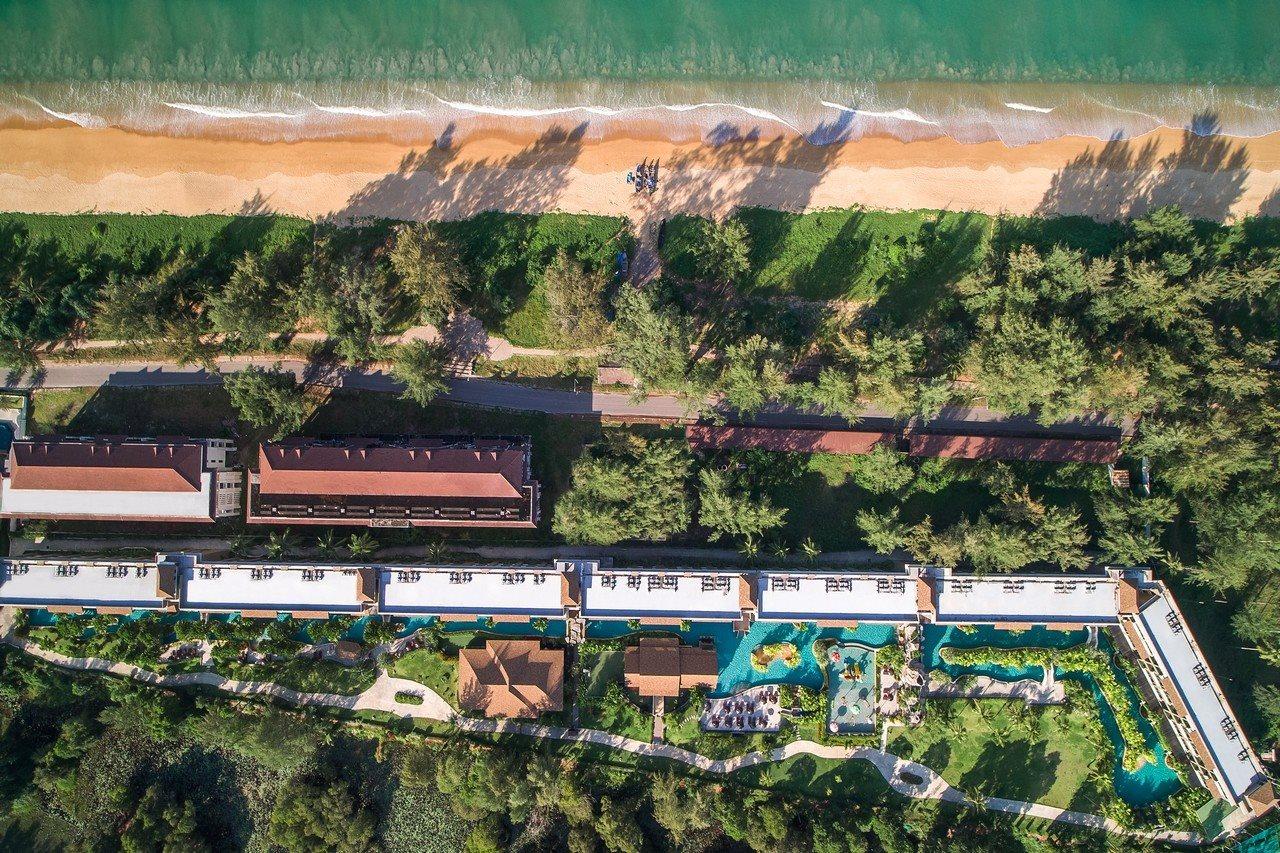 Maikhao Palm Beach Resort Mai Khao Exterior foto
