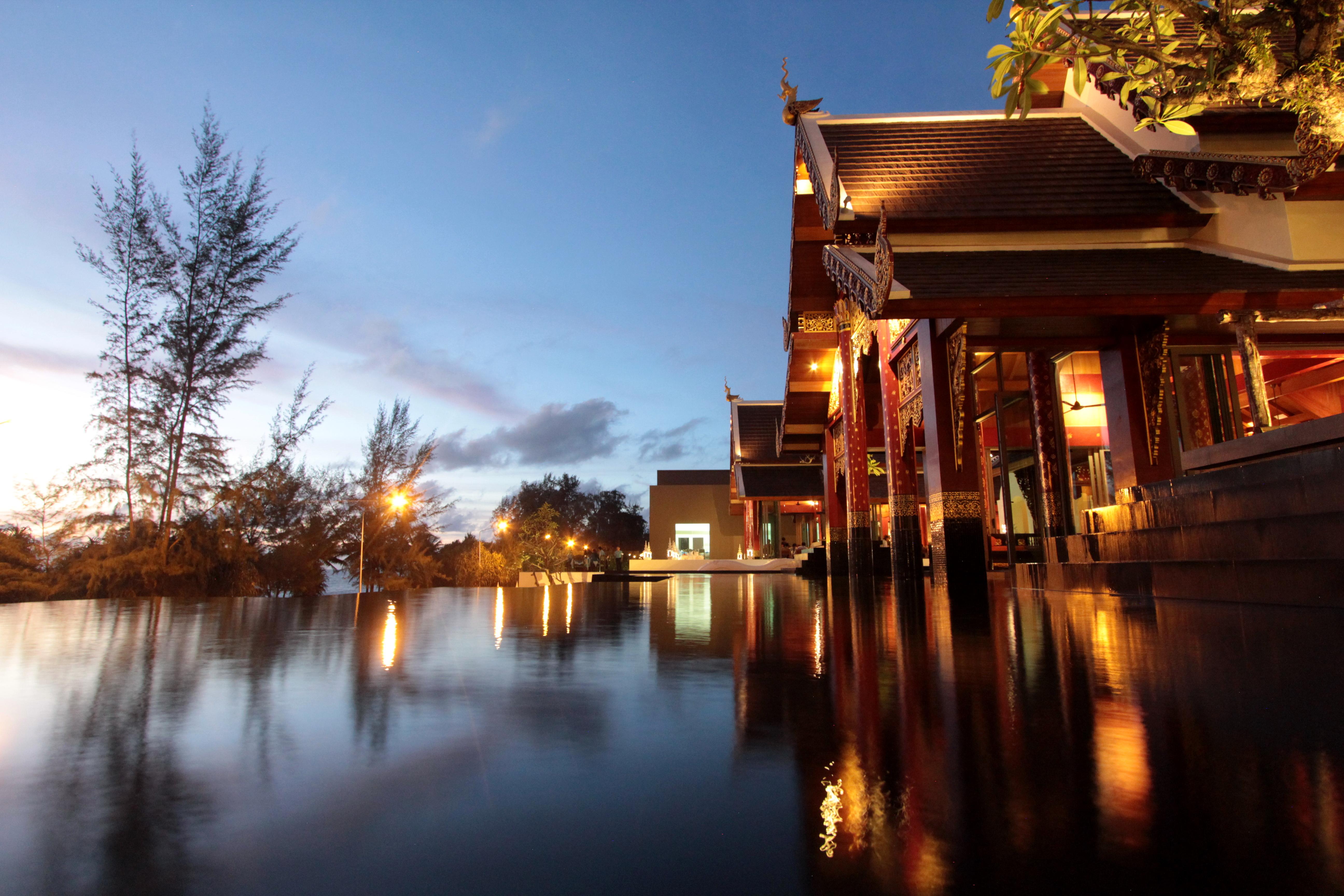 Maikhao Palm Beach Resort Mai Khao Exterior foto