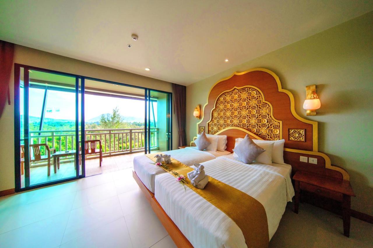Maikhao Palm Beach Resort Mai Khao Exterior foto